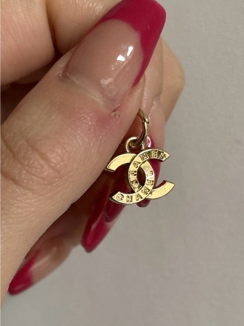 Gold Interlocking CC Drop Charm